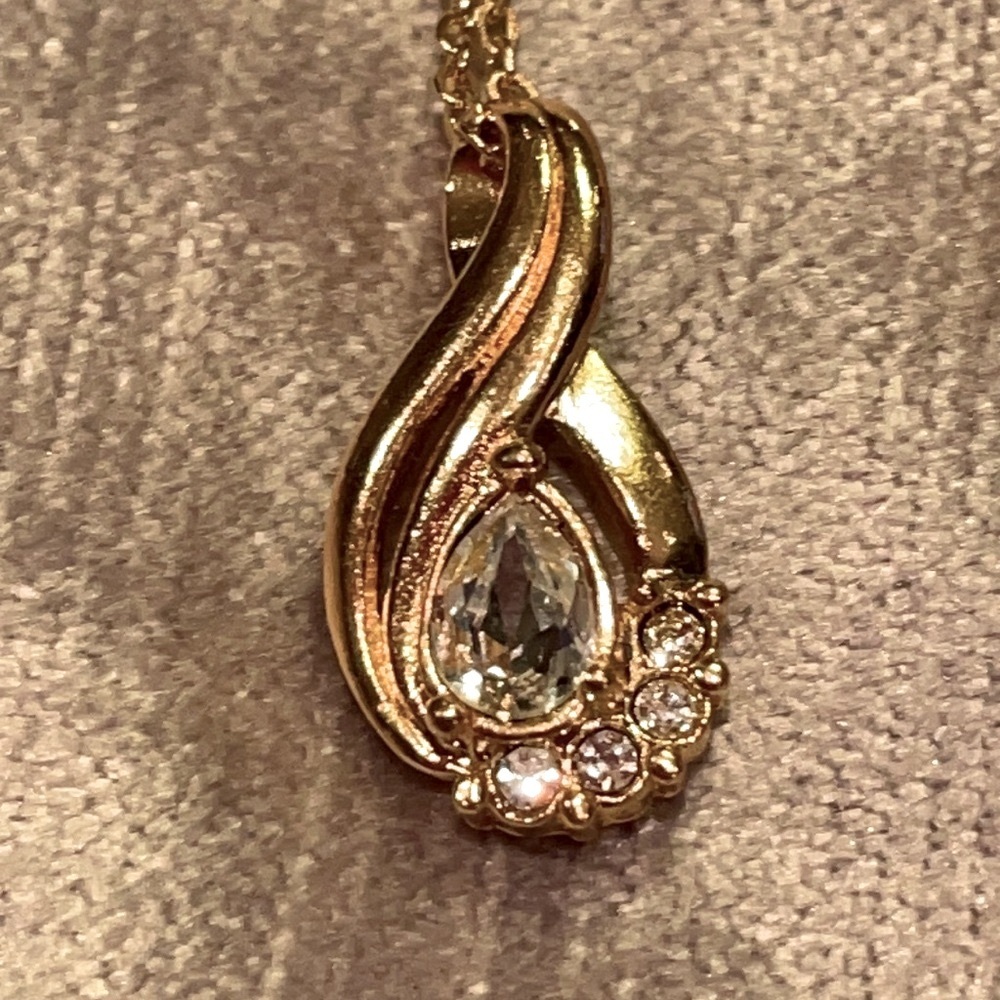 Goldtone Cz Diamond Pendant Necklace 18”